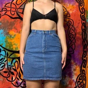High waisted cinched waist denim skirt
